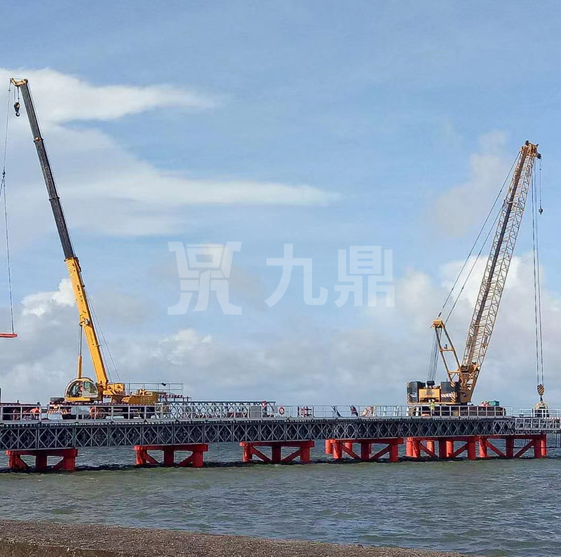 貝雷橋主要受力構(gòu)件有哪些？